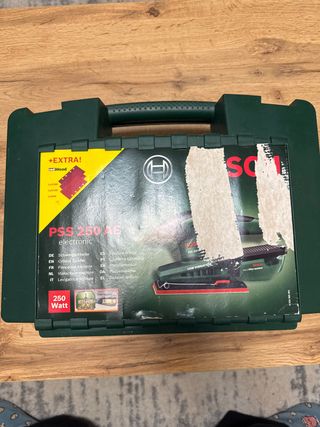 Lijadora Orbital Bosch PSS 250 AE + Maletín