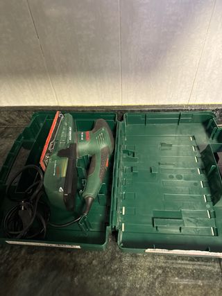 Lijadora Orbital Bosch PSS 250 AE + Maletín