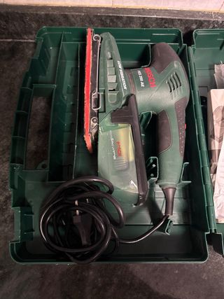 Lijadora Orbital Bosch PSS 250 AE + Maletín