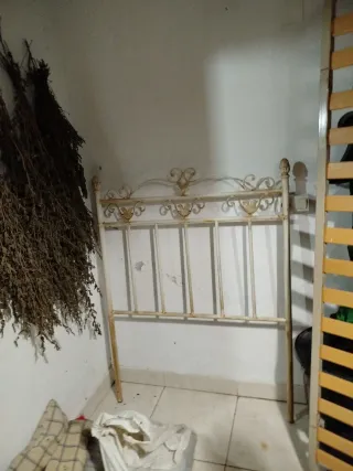 Cabecero forja blanco roto estilo antiguo