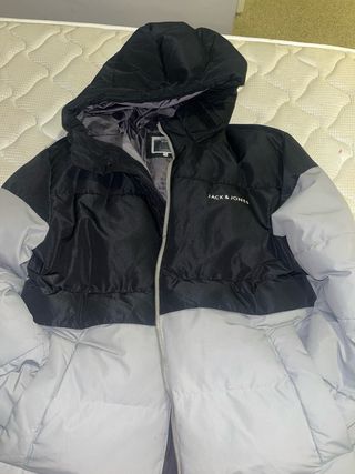 Abrigo Jack & Jones Negro y Gris