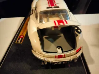 Bburago Mercedes Benz 300 SL 1954 1:24