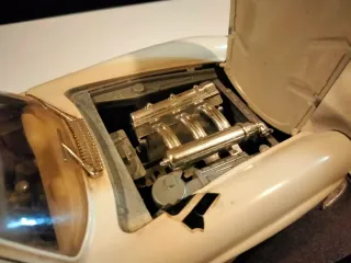 Bburago Mercedes Benz 300 SL 1954 1:24