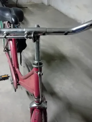 Bicicleta antigua Roja - Frenos de Varilla