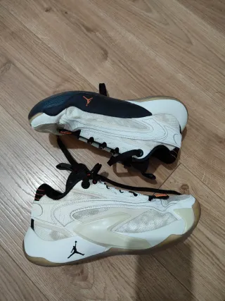 Zapatillas Baloncesto Jordan Niño Talla 37.5