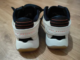 Zapatillas Baloncesto Jordan Niño Talla 37.5