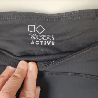 Leggings negros Eve & Odd