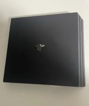 PS4 Pro 1TB + 2 Juegos + 1 Mando