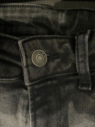 Pantalones Bershka grises desgastados - Talla M