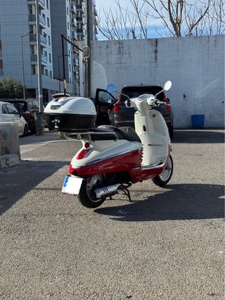 Peugeot Django 125i 2024 Scooter