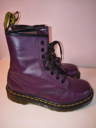 Botas Dr. Martens Moradas