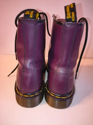 Botas Dr. Martens Moradas
