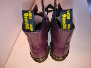 Botas Dr. Martens Moradas