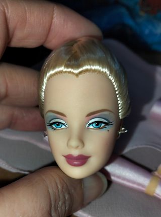 Barbie e Ken The Waltz testa e Outfit