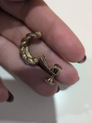 Pendientes vintage dorados trenzados