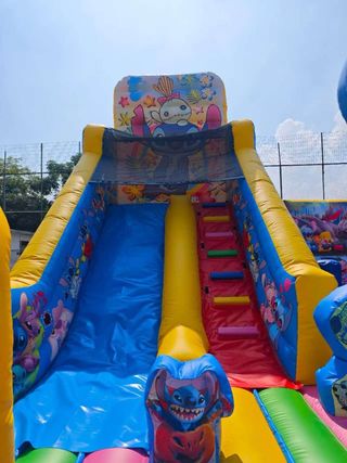 Castillo Hinchable Stitch