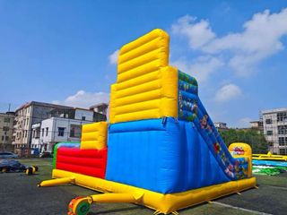 Castillo Hinchable Stitch