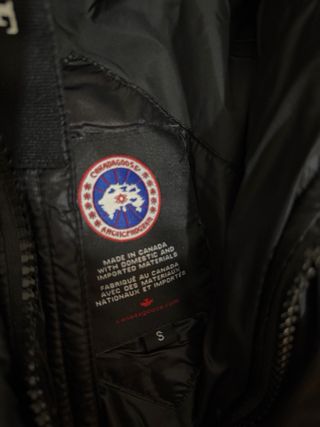 Abrigo Puffer Negro Canada Goose