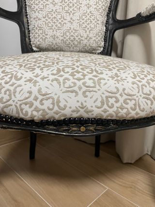 Sillón Isabelino Tela y Madera