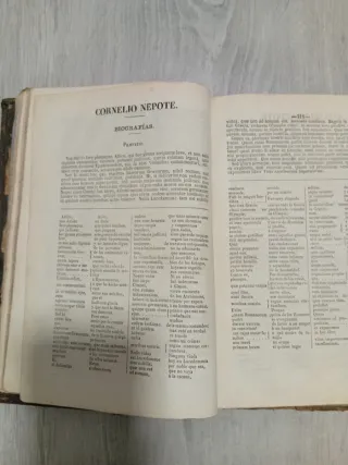 Colección Fragmentos Clásicos Latinos