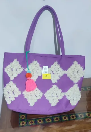 Bolso morado grande nuevo