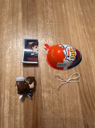 Funko Pop Steve y Robin Stranger Things Kinder Joy