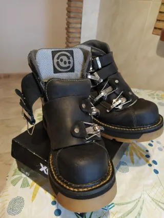 Botas The Art Company años 90s Talla 42