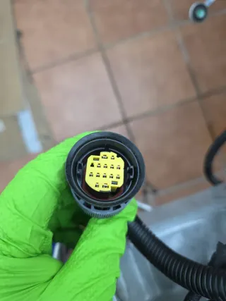 Faro Derecho Xenon Abarth 500 595/695