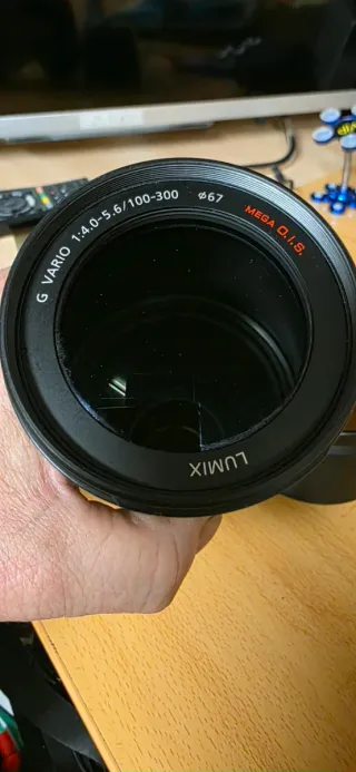 Teleobiettivo Panasonic Lumix 100-300mm