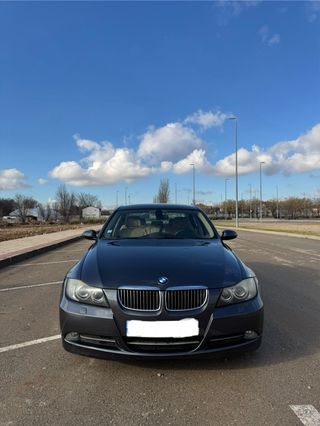 BMW 330D Luxe A 231cv