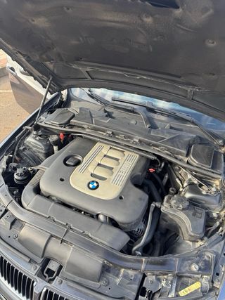 BMW 330D Luxe A 231cv