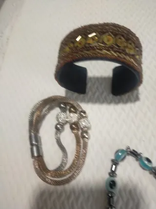 Lote 4 Pulseras Bisutería Bolitas de bolas de ojos