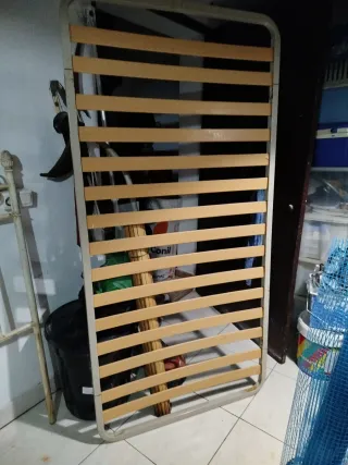 Somier láminas 90cm con patas