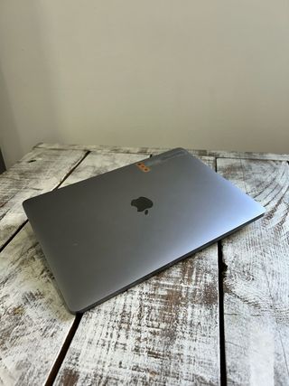MacBook Pro 13” 2017 i5 · 8GB · 128GB · 278 ciclos