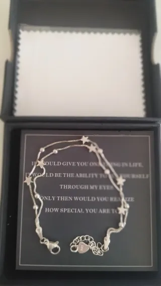 3 Pulseras, con plata de ley, 6 Estrellas