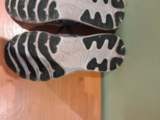 ASICS Gel Nimbus 24 Hombre Talla 46