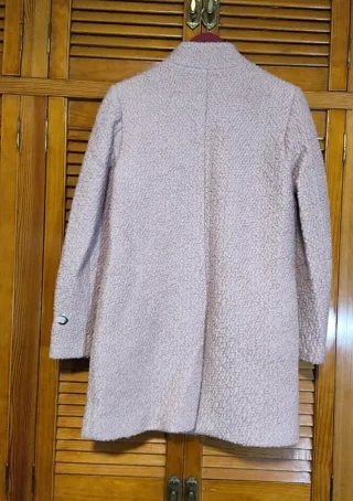 Abrigo rosa texturizado