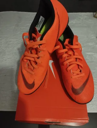Botas de fútbol Nike Naranja Talla 39