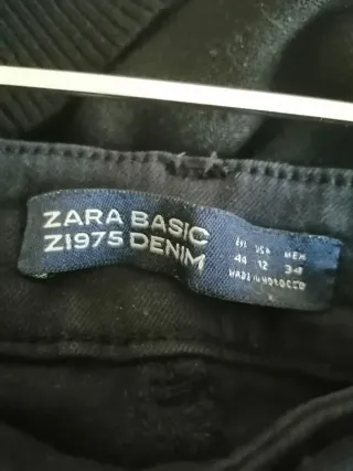 Pantalón Zara azul marino