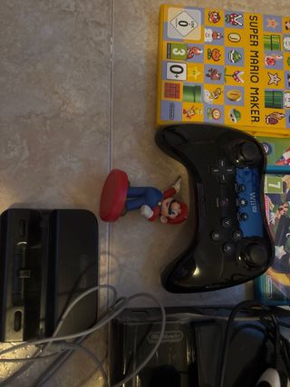 Consola Wii U Negra + Juegos y Accesorios