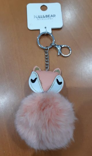 LLAVERO Pompón Zorro Rosa Pull&Bear