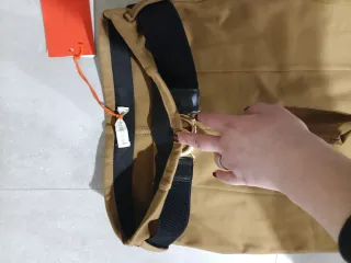 Pantaloni a zampa stile vintage – vita alta