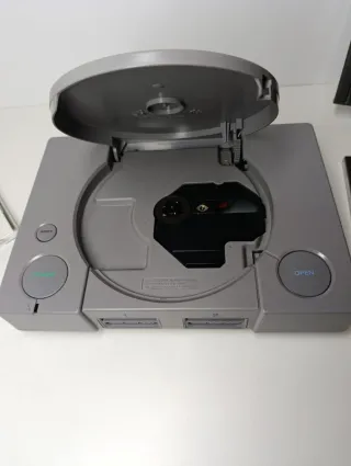 Consola PS1 Japonesa Gris + Juegos