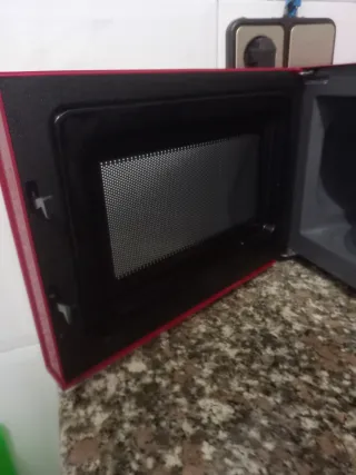 Microondas Vintage Rojo