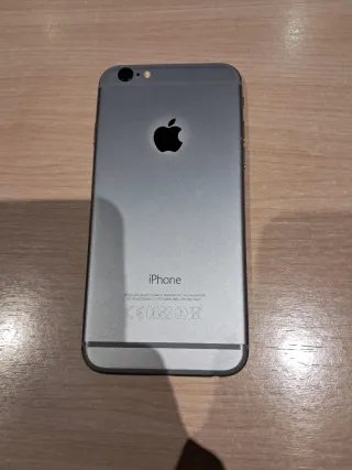 iPhone 6 Plata 32GB con Accesorios