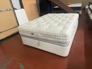 135x190 CANAPE RETAPIZADO POLIPIEL y COLCHÓN