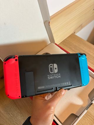 Nintendo Switch con caja original