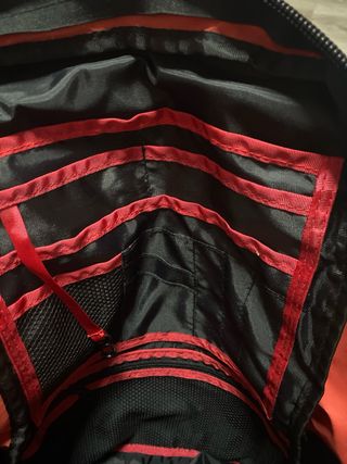 Mochila Kukuxumusu Roja y Negra