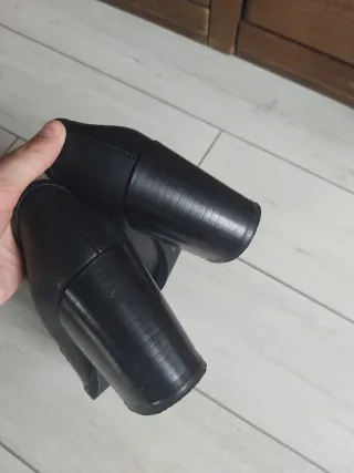 Scarpe Made in Italy tacco largo nere