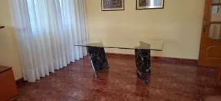 Mesa comedor cristal y mármol negro